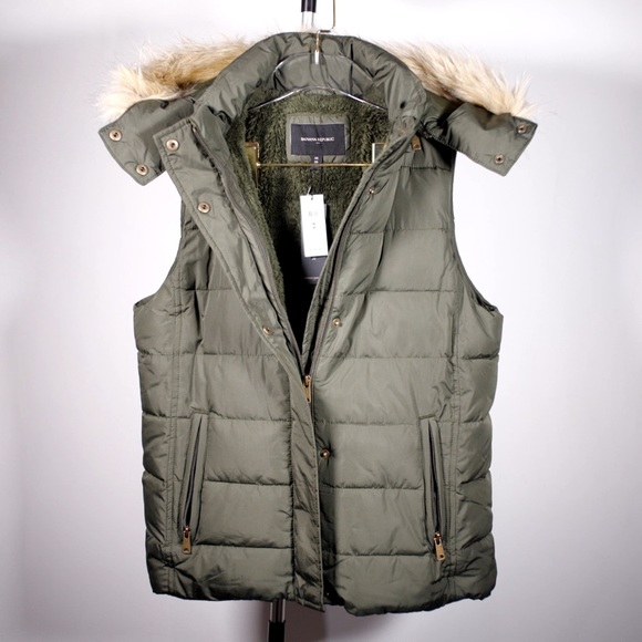 Banana Republic puff vest jacket. - Picture 3 of 4